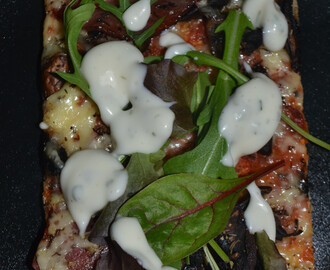 Salami- och portabello pizza med ny pizzabotten :)