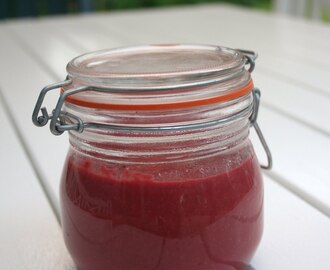 Raspberry curd, eller halloncurd, eller vad man nu ska kalla det på svenska