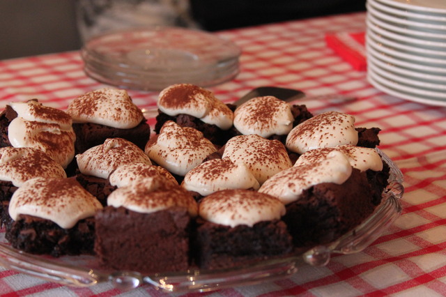 Brownies med dulce de lechefrosting