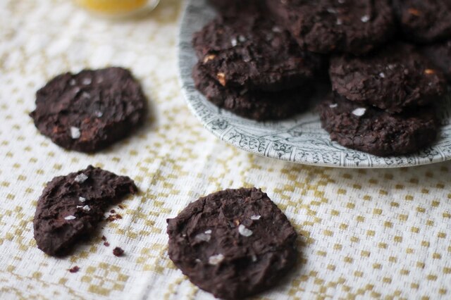 Chockerande Chokladcookies med svarta bönor