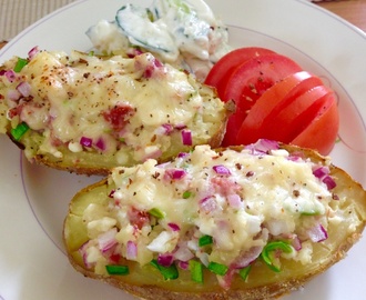 Fylld gratinerad bakpotatis med tzatziki!