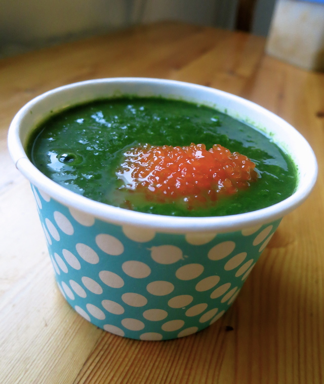Spenat- grönkålssoppa med touch av lime