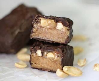 Healthy Snickers Bars (Vegan)