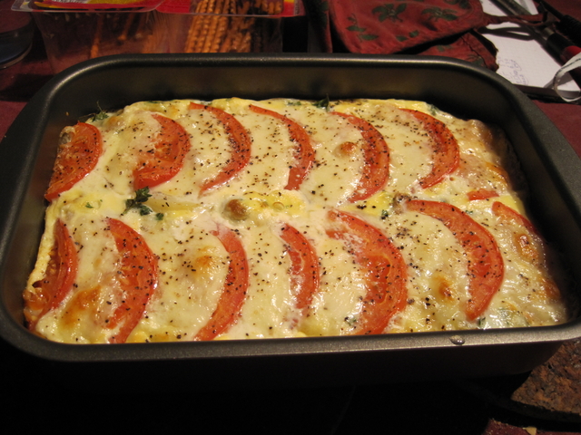 Potatislåda med tomat och mozzarella