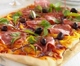 Pizza med salami