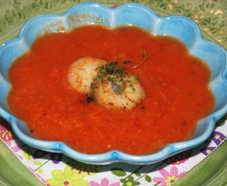 Vintrig ugnsbakad gazpacho med apelsinbakad pilgrimsmussla