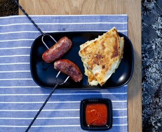 Chorizo med barbequesås och färskpotatisquesadilla