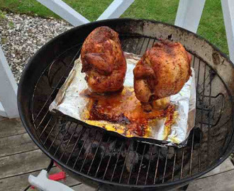 Beer can chicken med råstekt potatis, årets grillfluga.