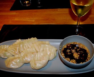 Lyckade dumplings med räkor