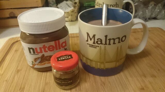 Varm Mjölk Med Klick Nutella! <3