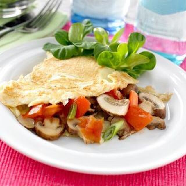 Omelett med grönsaksfräs