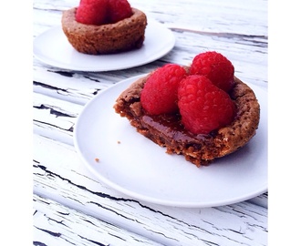 Små snabba kladdiga brownie "muffins".