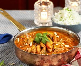 Korv Stroganoff med curry och kokosgrädde