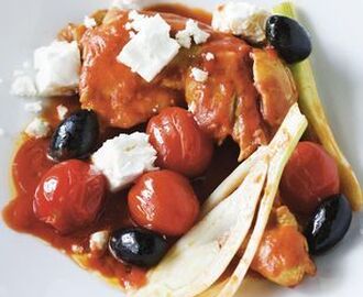 Grekisk kycklinggryta med feta och oliver