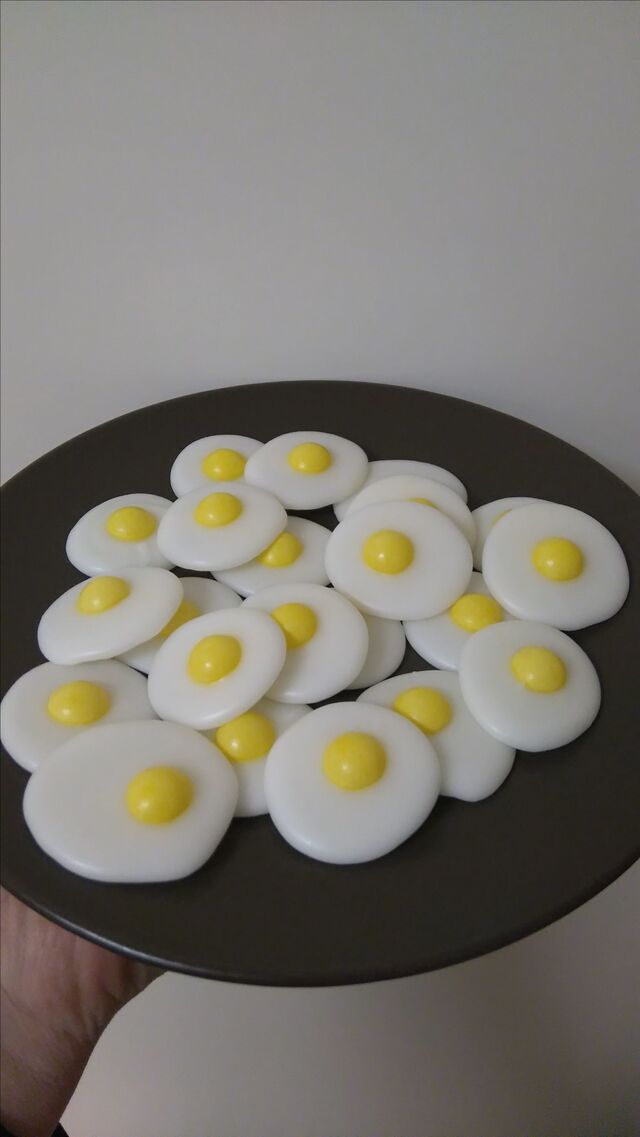 Mintkyssar som stekta ägg