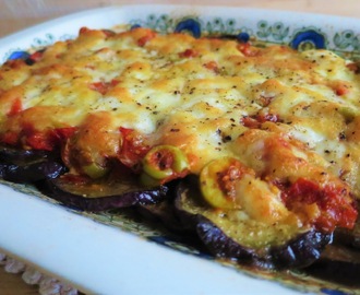 Auberginegratäng med mozzarellaost