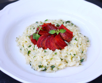 Risotto med polkabetor i balsamicoglaze