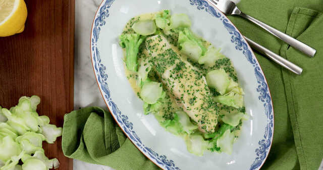 Varmrätt till nyår - Hälleflundra med broccoli och smörsås