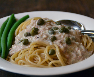 Pasta med tonfisksås