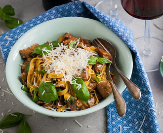 Krämig, lyxig pasta med oxfilé och svamp.