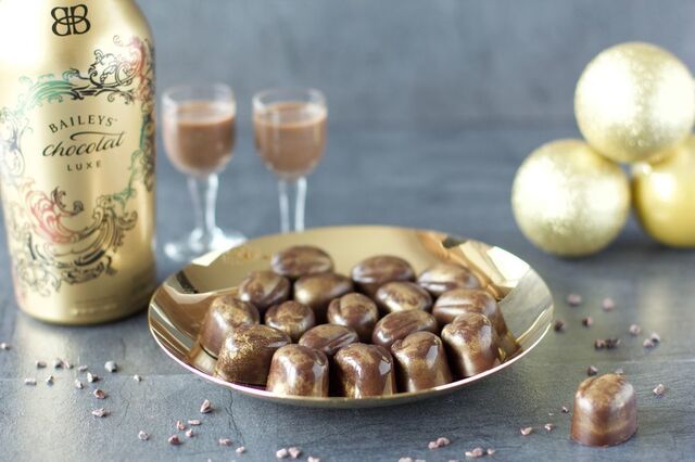 Lyxiga chokladpraliner med Baileys Chocolat Luxe