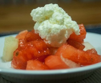 Melonsallad med fetaostmousse