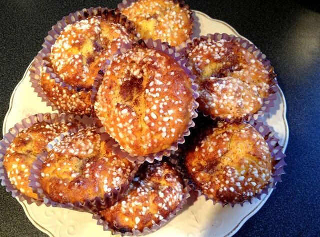 Snabba saffransbullar med kanelfyllning