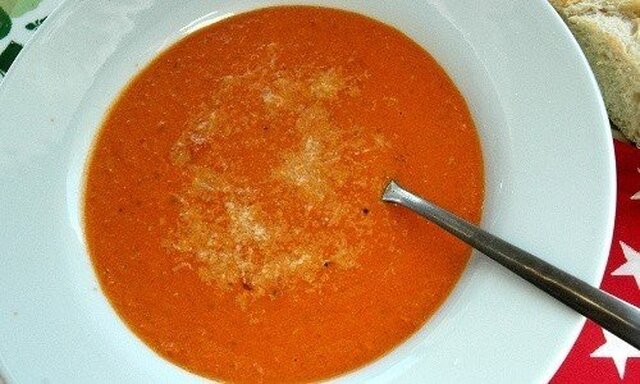 Tomatsoppa soppa med tomater
