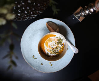 Vegetariskt krämig och nyttig soppa