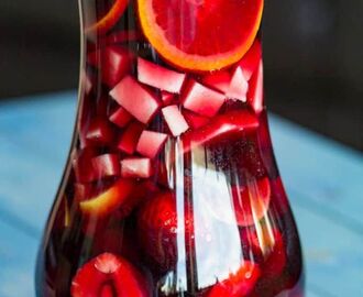 Red Wine Sangria - Homemade Red Sangria recipe | Recipe | Red sangria recipes, Sangria recipes, Red wine sangria