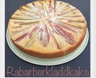 Rabarberkladdkaka