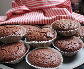 Chokladmuffins med apelsinblomma