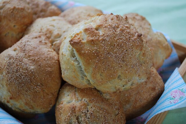 Kalljästa frukostbullar