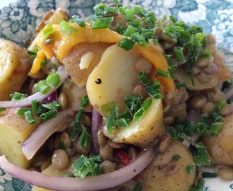 Var dags gröna mat - Potatissallad med linser och grillad paprika