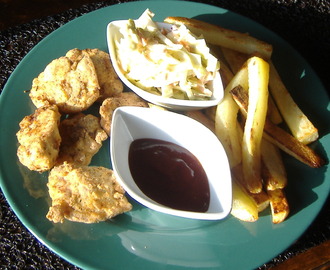 Southern fried chicken med bbq-sås, coleslaw och fries