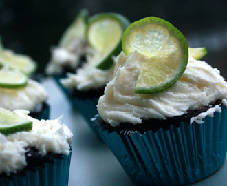 Veganska choklad cupcakes med lime frosting