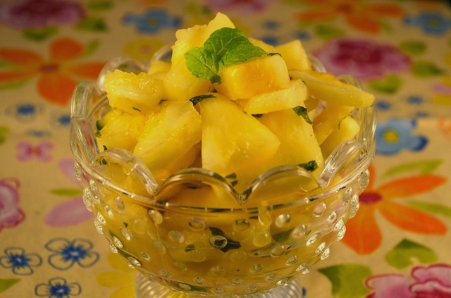Mynta- och Honungsmarinerad Ananas