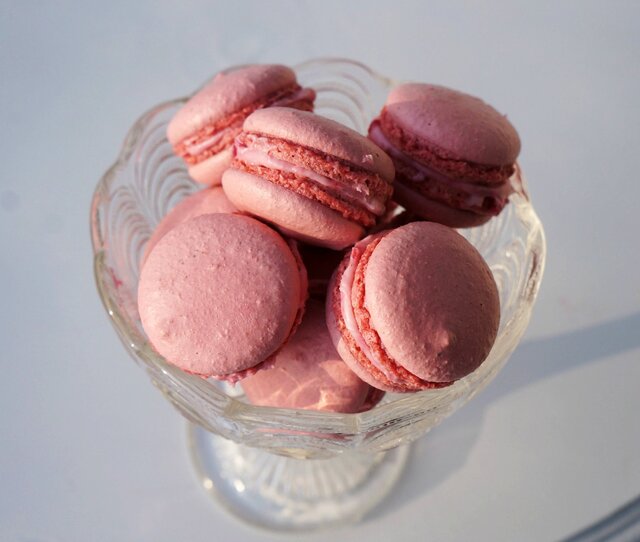 Hallonmacarons