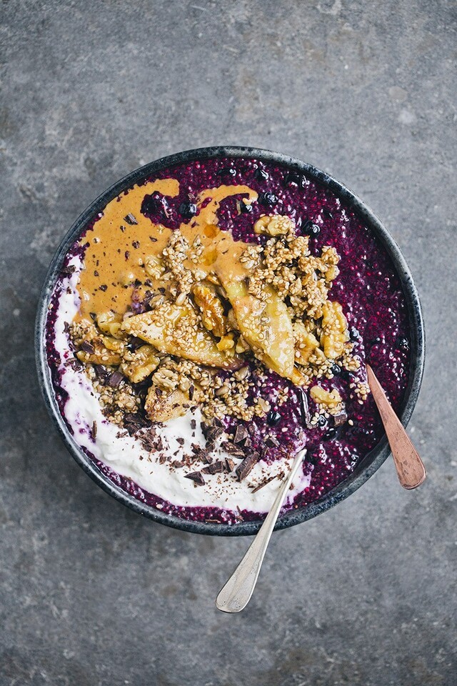Blueberry Chia Bowl with Warm Banana and Sesame Brittle
