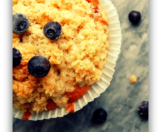 Blåbärsmuffins med crumble