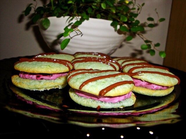 Blueberry Whoopies