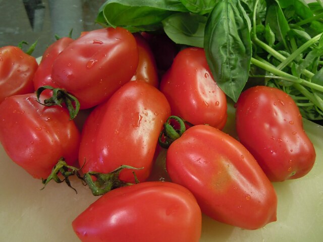 Tomatsås på färska tomater