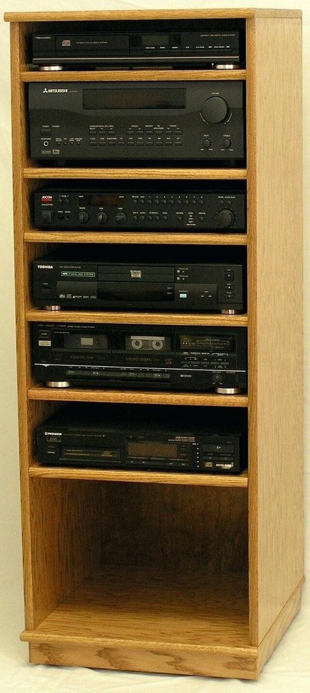 Cabinet Stereo