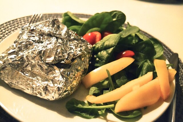 Foil cod and baked vegetables