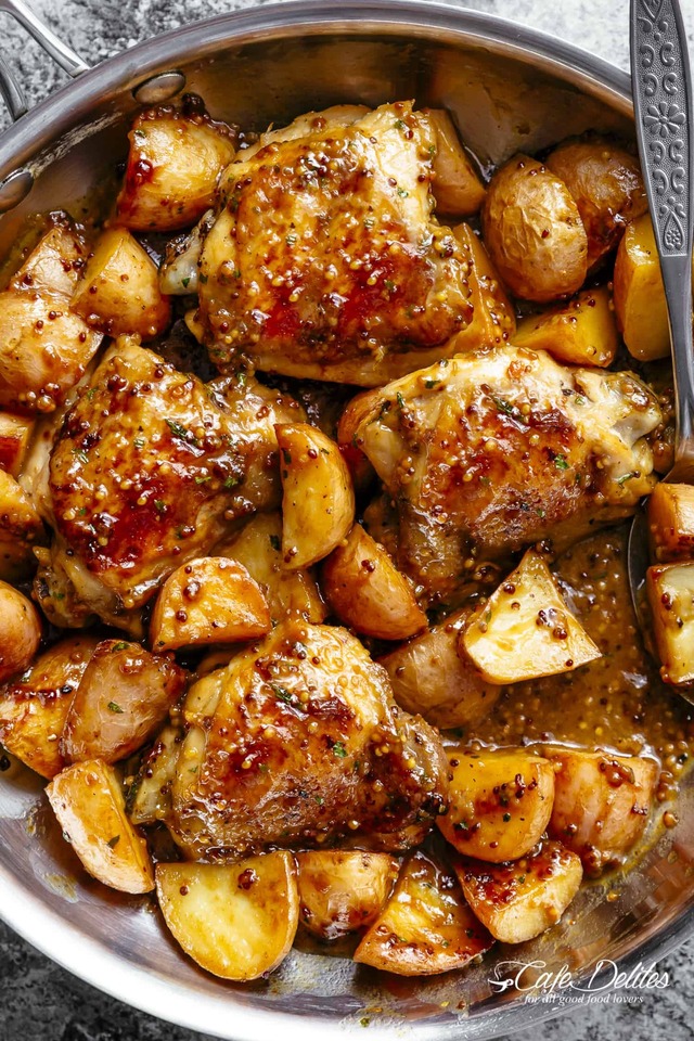 Honey Mustard Chicken & Potatoes (One Pan)