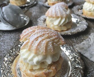 Semmel Profiteroles