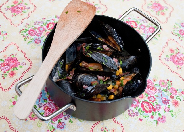 Ölkokta musslor och chili