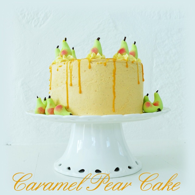 Caramel Pear Cake (Pärontårta)