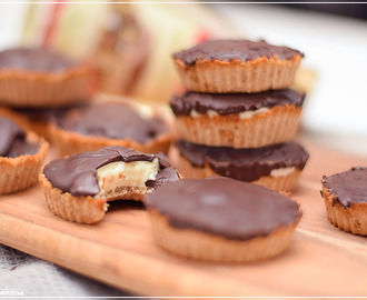 Creamy Vanilla & Chocolate Cookies.