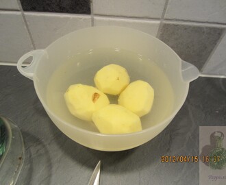 Vitlöksrostade potatis (Garlic Roasted Potatoes)